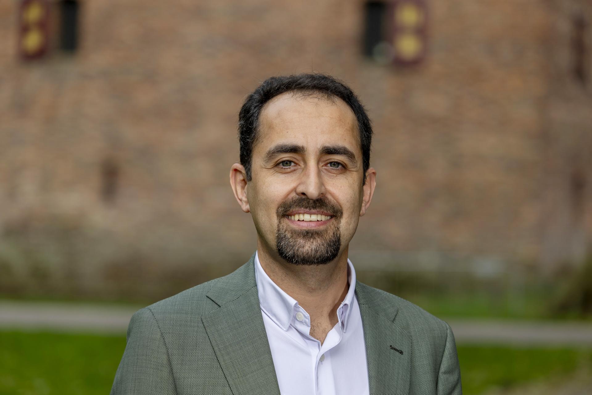 Taher Ahmadi - hoogleraar Nyenrode Business Universiteit 