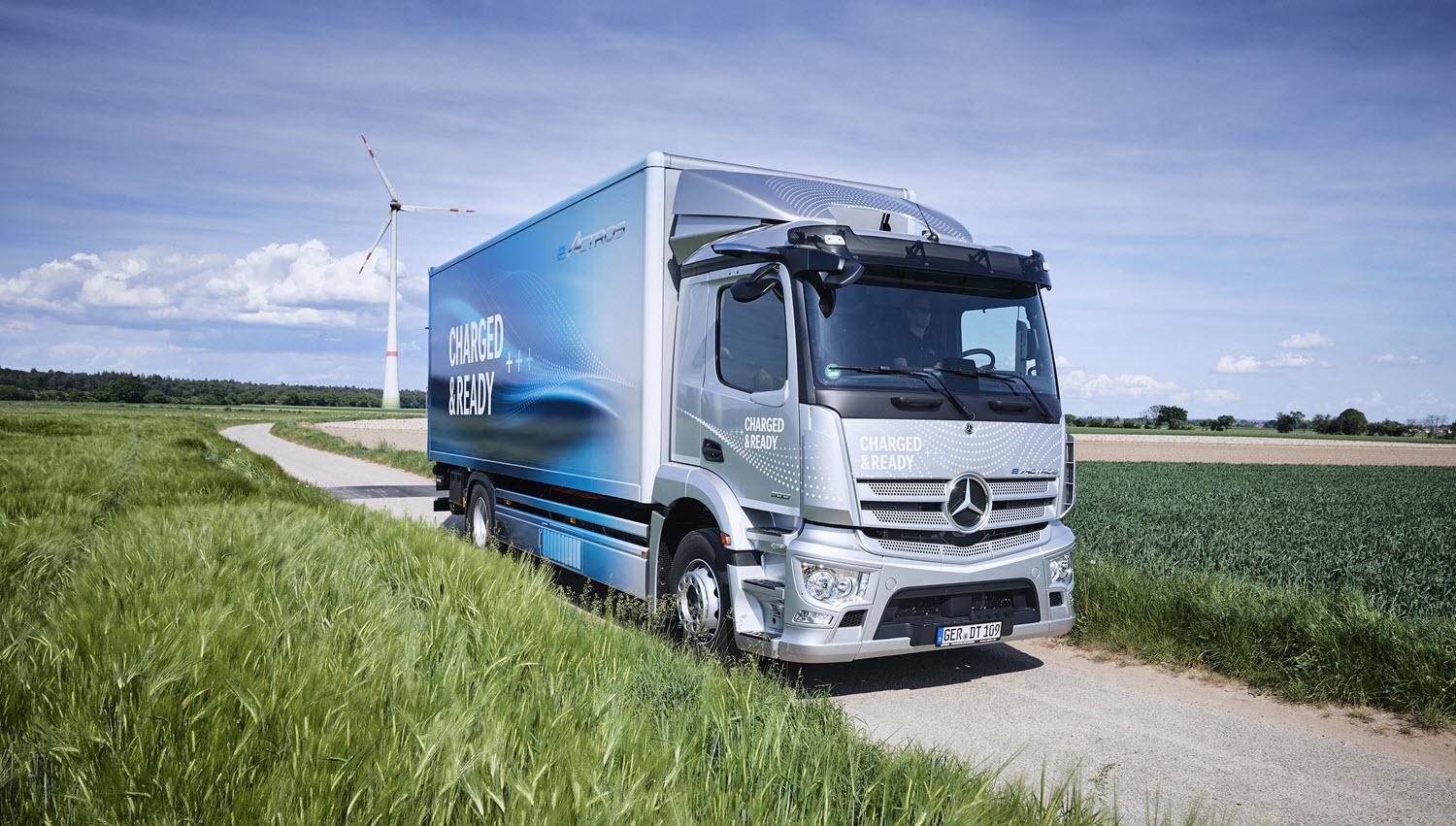  Mercedes-Benz Trucks 