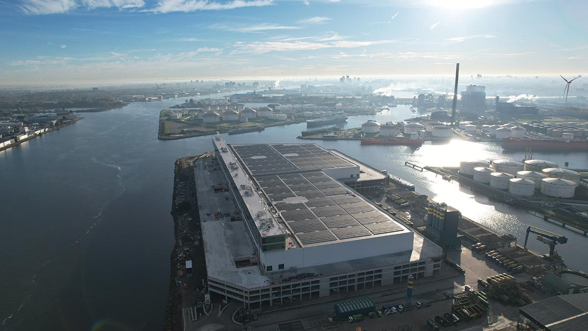  Mega stadshub Amsterdam 